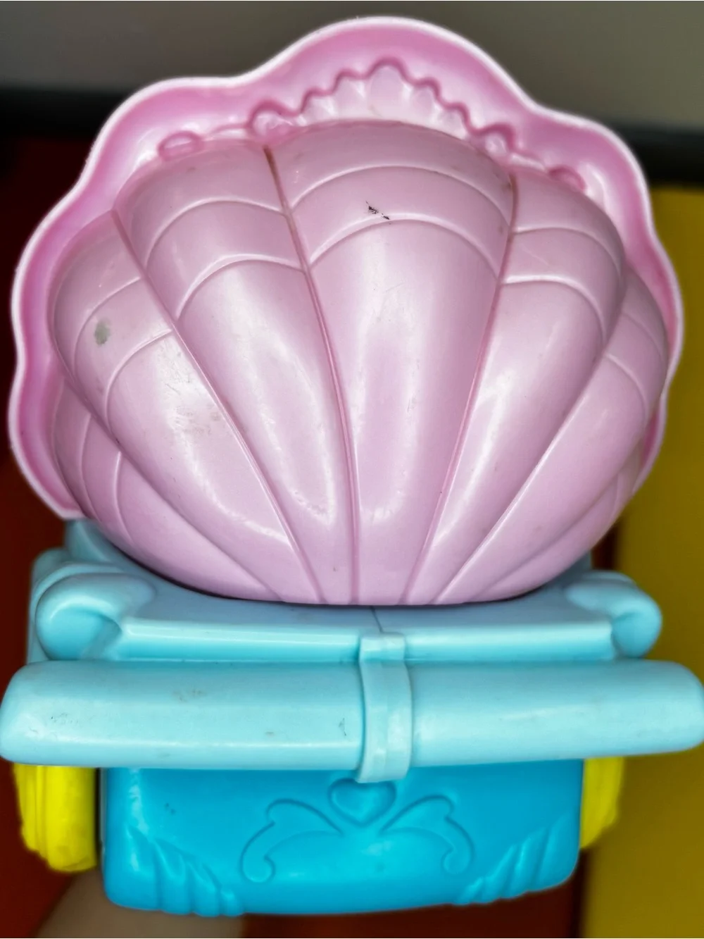 Fisher-Price Little People Disney Princess Ariel’s VintageLight-Up Sea‎ Carriage